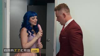 Brazzers! Jewelz Blu gjør pensjonsfest til Van Wylde og Alex Jones dobbelkuk-kontorknull!