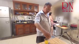 喜剧 - 轻松小品幽默色情视频