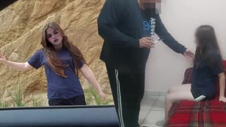 เจ็บปวดแต่สาวละตินตัวเล็กจากติหวนนาให้รูตูดฟิตโดนแตกในเพื่อเงิน