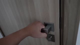 Ya Tuhan, Baru Saja Lick Krim dari Stepson Saya?!