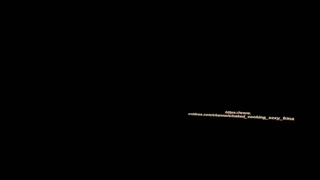 ন্যাংটো ব্রুনেট অ্যাসোল ও ব্লন্ড মিলফ ফ্রিনা রান্নাঘরে চুমু