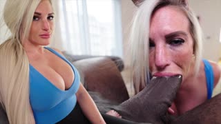 بلوند شیطون از برخورد خانگی بین نژادی لذت می‌برد - لحظات پرشوق