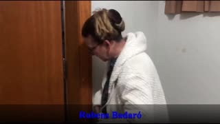 Latina MILF vede cazzo enorme sotto la doccia e cede alla lussuria