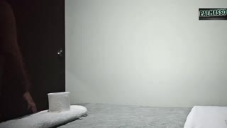 Ing dalan, aku ketemu tangga selingkuh, asu iki nolak suami akses boko, nanging ngidini aku ngethok keras