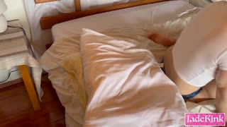 Джейд Кинк давится хуем в жёсткой сессии доминирования с мужиком