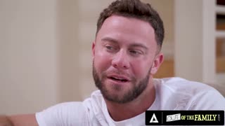 妮可·多希和卡特里娜·科尔特共享肛交三人深喉狂捅