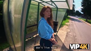 VIP4K. Tatuada mostra peitões piercings e leva rola de estranho