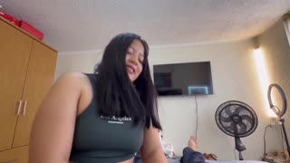 পেমেন্ট না দিতে প্যাকেটের জন্য তার পাছা চাটাল