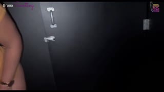 Siku nyingine nikinyonya BBC kama kahaba cuckold kwenye shimo la utukufu