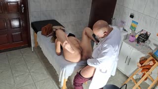 The blind woman heads to her gynecologist checkup