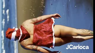 Beach Walk Turns into Latina Santa Sucking Me Off!