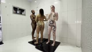 Threesome in the bathroom with two friends