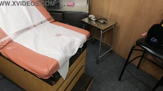 سكارليت جونسون استشارة ثدي طبية جريئة الجزء 1
