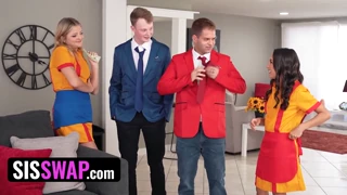 Freya von Doom and Jill Taylor heat up the Two Broke Girls parody with hardcore action
