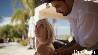 Madison Summers Havuz Kenarında Sert Sikiş İçin Hazırlanıyor
