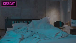 டாட்டூ roommate party பிறகு படுக்கையில் வந்து கடின தொண்டை ஊம்பி மிஷனரி ஓத்தல்