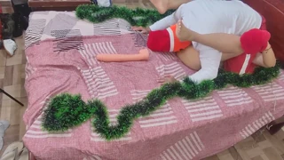 크리스마스 큰 엉덩이 여자 보지랑 항문 열심히 빨아대는 파티