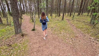 Піймали на флеші по дорозі до пляжу, посмоктала його член і поїхала на ньому біля моря до крем-пай