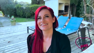 Sally, rjavolaska MILF raziskuje analne pustolovščine
