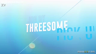 ジョギングが濡れた3人組のピックアップに変わる