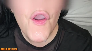Amateur-MILF Millie Fox schluckt fette Ladungen nach Facials und Mund-Creampies