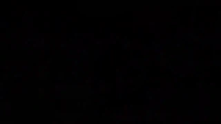 Tato cuckolding holka dostala tvrdě od gangu ve divoké akci