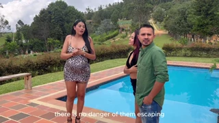 MILF latina incinta seduce clienti con mosse bollenti per l'affare