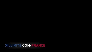 Стрип-покер перетворюється на дикий оргій з бабами, що жорстко їздять