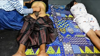 La donna calda gode del cazzo di mio marito?
