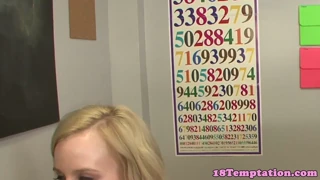 real amateur teen 18+ tugs that dick hard 😈💦