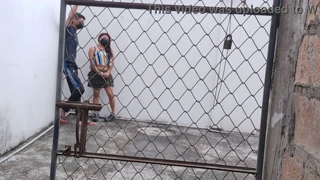 Εε, εγώ και ο φίλος μου μιλούσαμε και του έδειξα τον κώλο μου για γαμήσι