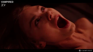 vampyrseduktion utvecklas med rikako katayama och nancy ace i en gotisk trailer. deras asiatiska lesbiska dominans väver en trollformel av våt fitta slickning
