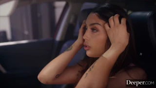 सेक्सी गहरी इच्छाएँ: मॉर्गन बॉस को संतुष्ट करने के लिए सीमाएँ बढ़ाती है