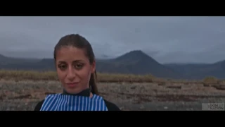 Čutil sem vsak udarec in pljunek, ko se je Silvia Soprano podredila grobi dominaciji na norveškem plaži
