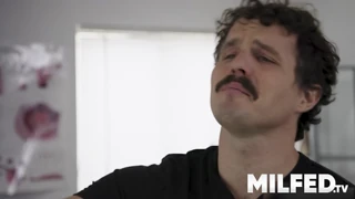 Y tá MILF quyến rũ trêu ghẹo trong phòng khám lúc kiểm tra sức khỏe