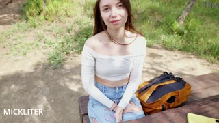 Terveztem egy tréfát, de gőzös pornóban kötöttem ki egy izmos sráccal! 😜