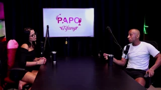 Il vise le respect au travail, discute de médicaments et rejoint une scène de gang bang sauvage... - Black Top Officiel (REGARDEZ SUR : SHEER/RED)