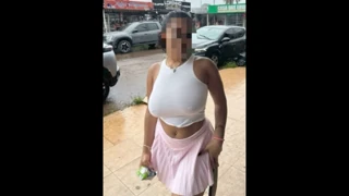 Mama Matiti Makubwa Anaipanua Kuma Wakati wa Massage Mkali