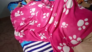 Ngulum kontol Latina amatir rayain ulang taun gedhé asli buatan rumah