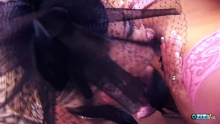 Trois filles françaises sexy prêtes pour de gros bites ensemble ?