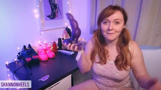 Shannon Huxley Review Creampie Bad Dragon Pakai Dildo Raksasa