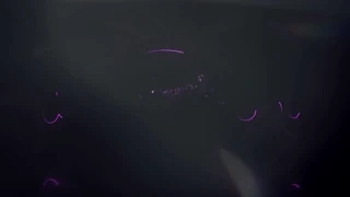 想看这个穿环黑发妹在家操男友吗？😏