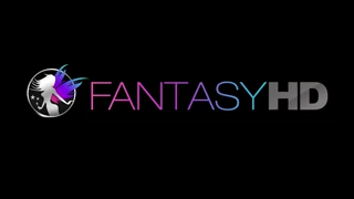 लिली लव तेल लावून घट्ट चूतीत खोल लंड मसाज