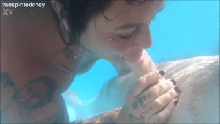 holiday threesome in the pool