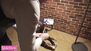 Tu es attaché serré pendant que je punis ton cul en anal hardcore creampie final