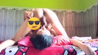 এই অ্যামেচার মেয়ে প্রো মতো ধোন ডিপথ্রোট করে দেখো