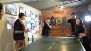สตรีม Strip-Pong ดาราโป๊อาร์เจนตินา ร้อนแรง! Knock Knock Club