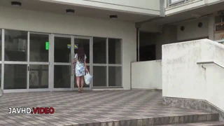 belleza asiática soñadora nana nakamura seduce a múltiples hombres en sesión de sexo grupal sensual llena de pasión y deseo