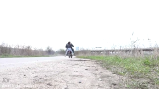 Does The Biker Hard Fuck Queenlin In The Ass?