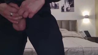 homemade amateurs give elegant handjob with pissing and cumshot